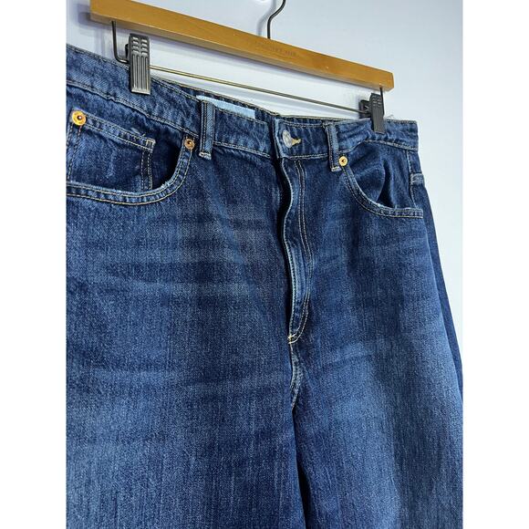 Zara Barrel Jeans dark wash Size 10 Waist 32 inches, inseam 26 inches - Picture 4 of 7